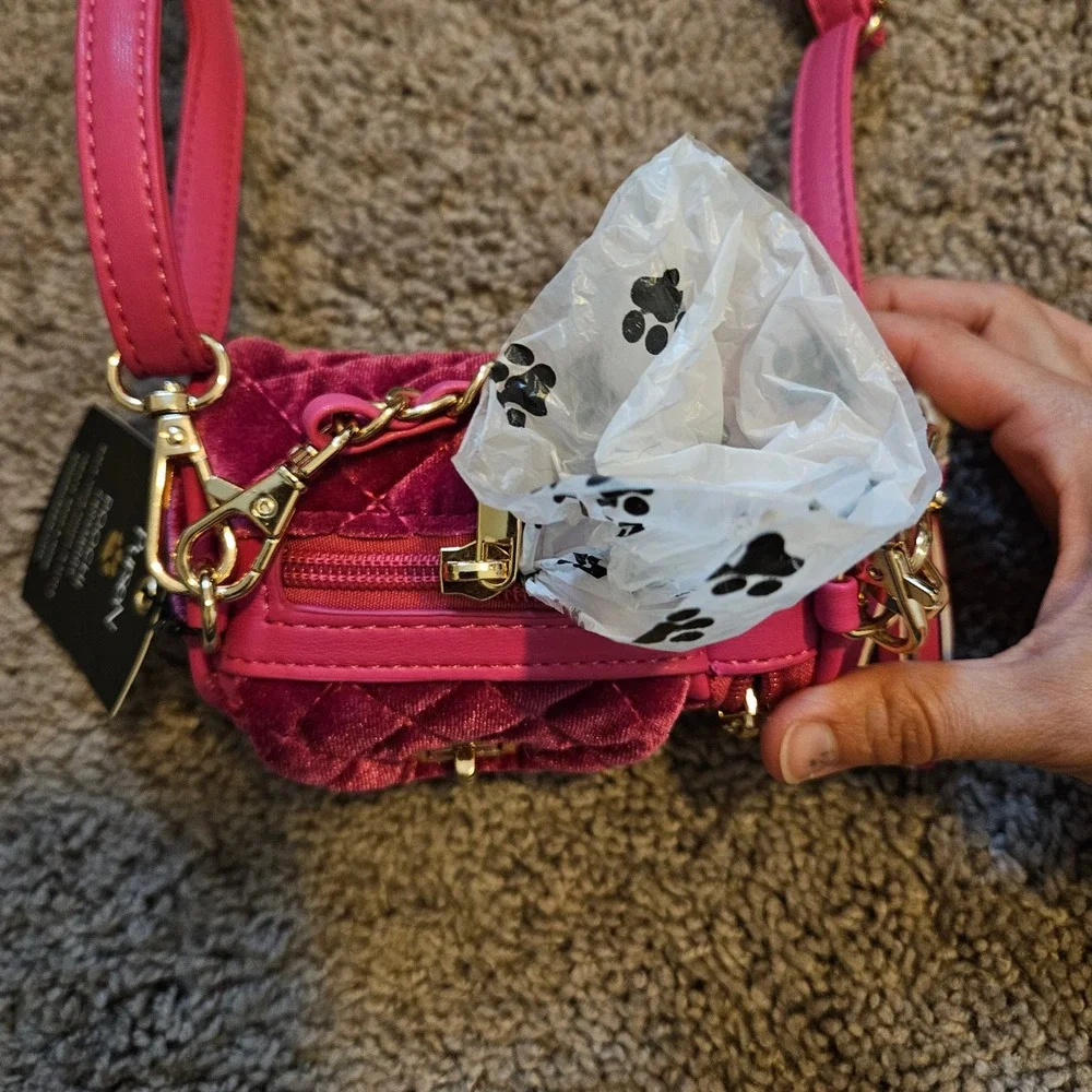 PurseN Poochi Crossbody Dog Walking Bag Small Magenta NEW Quilted Velvet Tassel